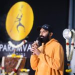 Rakshit Shetty Instagram - A wrap-up ceremony full of smiles, gratitude and cheers! Stills from the Kumbalakaayi event of Paramvah Studios’ two exciting and anticipated projects ‘Bachelor Party’ and ‘Ibbani Tabbida Ileyali’ ♥️ ನಮ್ಮ ಪರಂವಃ ಸ್ಟುಡಿಯೋಸ್ ನಿರ್ಮಾಣದ “ಇಬ್ಬನಿ ತಬ್ಬಿದ ಇಳೆಯಲಿ” ಮತ್ತು “Bachelor ಪಾರ್ಟಿ” ಚಿತ್ರದ ಕುಂಬಳಕಾಯಿ ಕಾರ್ಯಕ್ರಮದ ಒಂದಷ್ಟು ಸಿಹಿ ಕ್ಷಣಗಳು..🤍