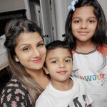 Rambha Instagram - Good morning 🙏 #family#kids#happy#safe#home#celebrity#celebritystyle #celebrityfashion #celebritystylist #accident #cars #fans #public
