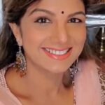 Rambha Instagram - Happy deepavali to all ❤️🙏🤗