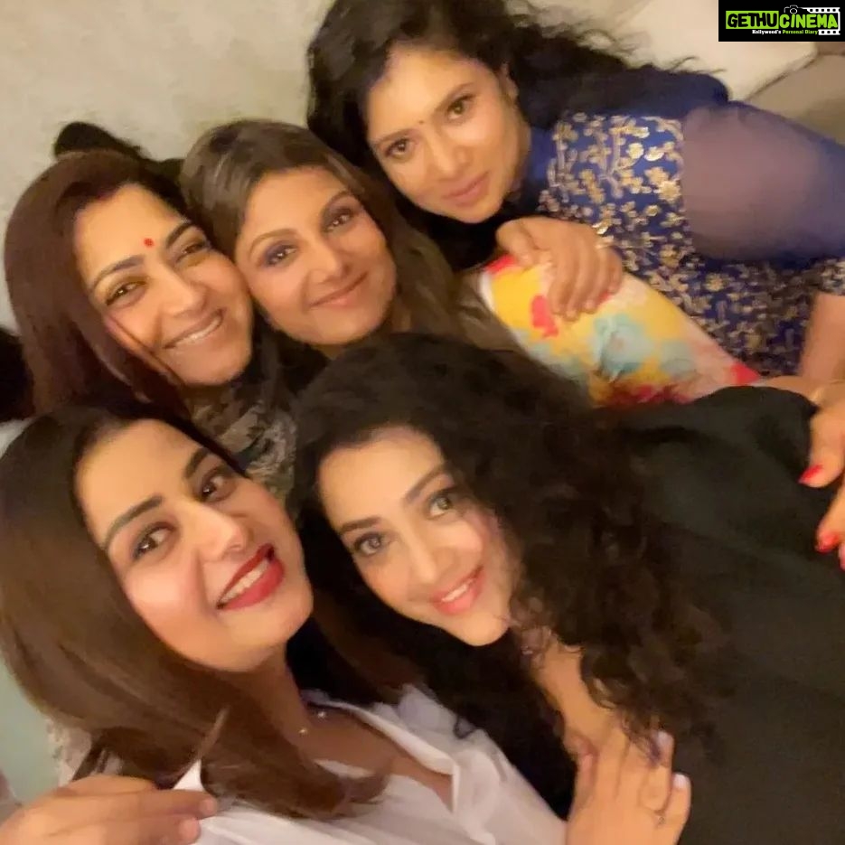 Rambha Instagram - With friends ❤️#celebration #friendship