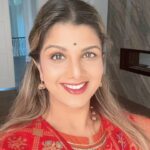 Rambha Instagram - Happy Navarathinam to all 🙏🙏🙏🙏#festival #navratri #durgapuja #celebration #celebrity #familylife #women #function#happy