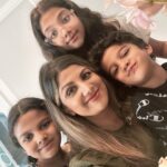 Rambha Instagram - My birthday pics with my lifelines ❤️❤️❤️😘😘😘trying to squeeze in one frame 🤩❤️#celebrity #celebration #family #reels #housewife #women #celebstyle #fans #media #press#selfie #pics #believeinyourself #yourself #selflove#beautiful #gorgeous#birthday #birthdaygirl #birthdaycake