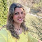 Rambha Instagram - ❤️ Ellarukum Yanoda Iniya Puthandu Naal Vazhthukaal 🤗🙏❤️#festival #celebrity #celebration #family #reels #housewife #women #celebstyle #fans #media #press
