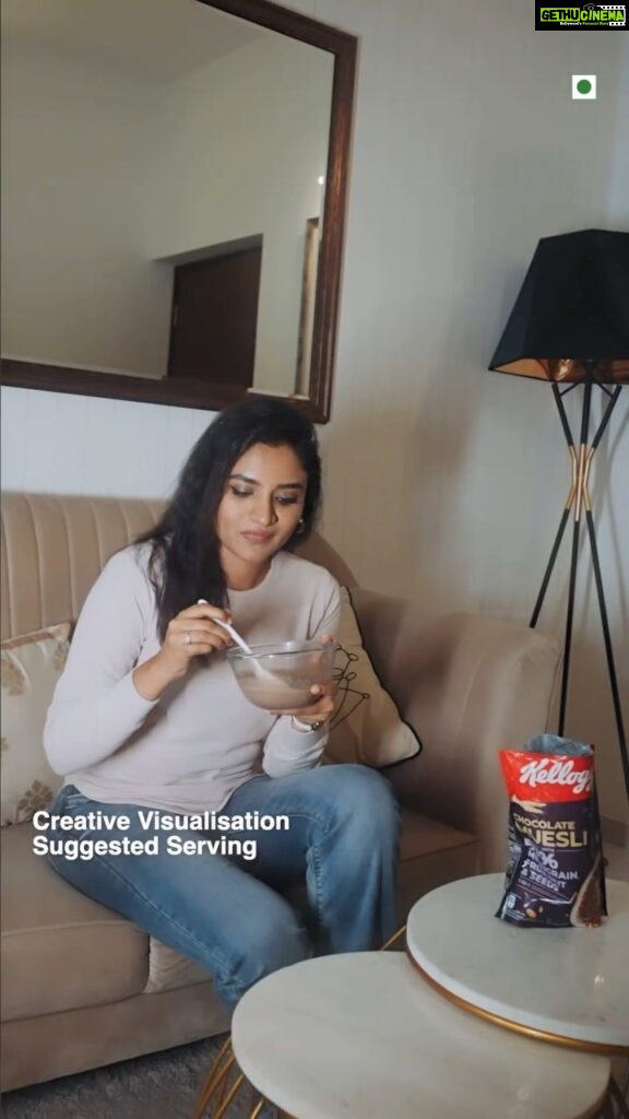 Ranjani Raghavan Instagram - When it comes to taste, nothing beats Kellogg’s Chocolate Muesli! It’s my go-to breakfast for a chocolaty, crunchy delight. Each bite feels like ‘mmm’ – pure happiness in a bowl! Enjoy your meals with @kelloggsindia because it’s not just a muesli, it’s a mmmuesli. #ad #Kelloggs #ChocolateMuesli #tasty #yummy #collab Location Courtesy - @casagrand_hazen