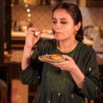 Rasika Dugal Instagram - Swipe for a short story about my will power this festive season 😆. (This year was a toss up between gujiya and jalebi!) Happy Diwali! May you have a guilt free one! And may all your troubles be as trivial. 😄 #HappyDiwali #Diwali #Diwali2023 Thank you @truebrowns for this most comfortable festive outfit