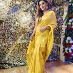 Rati Pandey Instagram - Wearing the grace again❤️❤️ . . . . #instapicture #instasaree #indianattire #festivity #ratipandey #2023diwali