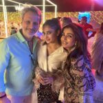 Raveena Tandon Instagram - What a wonderful celebration of milestones achieved .. with friends and family.. here’s wishing you a very happy birthday again my dear friend @namhind ! #desertnights #jaisalmer #mehbooba this track now will always remind me of this night! 😂😁♥️ Jaisalmer Dessert