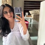 Reem Shaikh Instagram - Tum bhi kamal ho jaana…🤍🥀