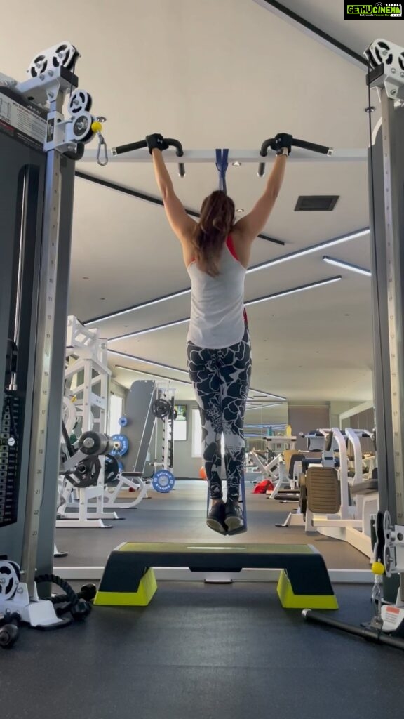 Rimi Tomy Instagram - What seems impossible today will one day be your warm up👍👍👍😁🧿🧿🧿 @darc1fitness
