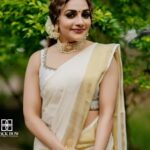 Rimi Tomy Instagram - ❤️❤️ @khajuraho_boutique_ @vijilsmakeover @mayoorajewelerydesigns