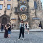 Rimi Tomy Instagram - From Prague with love❤️ Go confidently in the direction of your dreams ✌️❤️‍🩹 One new country from my list 🙏 Thank God Prague astronomical clock