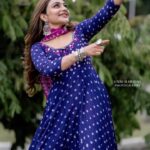Rimi Tomy Instagram - ❤️fav song#illaiyaraja #love#reels #trending @byhand.in @priya_anokhi_ @unniharidas43 @brandy_makeup_artist @doms.2010