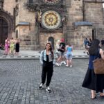 Rimi Tomy Instagram - From Prague with love❤️ Go confidently in the direction of your dreams ✌️❤️‍🩹 One new country from my list 🙏 Thank God Prague astronomical clock