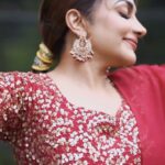 Rimi Tomy Instagram - ❤️❤️❤️love is in the air @fatiz_official @anoop_lights_own @priya_anokhi_ @doms.2010 @shoshank_makeup
