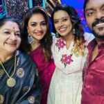 Rimi Tomy Instagram - Watch today's idea star singer 7.30 pm @asianet With my chitra Chechi ,vidu n sithu❤️ @kschithra @vidhuprathap_official @sitharakrishnakumar
