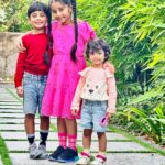 Rimi Tomy Instagram - The bond of love between cousins is immeasurable❤️ @kanmanikiara @reenutomy @rimitomy @rinkutomy @ranitomy1961