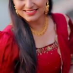 Rini Raj Instagram - ചെന്താർമിഴി പൂന്തേന്മൊഴി കണ്ണിനു കണ്ണാം എൻ കണ്മണി ❣️ . . . Ornaments : @parakkat_jewels ❣️ Costume : @aalaadesigners ❣️ VC : @nandagopan_photography ❣️