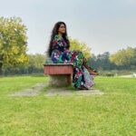 Rinku Ghosh Instagram - Stole this video from my hubby's Insta 🤭🤓🤫 #instagramreels#instagood#instadaily#reelitfeelit#reelkarofeelkaro#trending#trendingreels