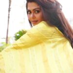 Rinku Ghosh Instagram - Woman song with my kinda flavour 😉 #instagramreels#instagood#instadaily#reelitfeelit#reelkarofeelkaro#actorslife