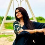 Rinku Ghosh Instagram - Look up high, and thank the God for all.🫶 Thank you @i_am_vijay1999 for this candid pic #instagood#instadaily#picoftheday#instagram#positivevibes#likeforlikes#comments