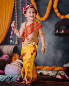 Rishab Shetty Instagram - ನಮ್ಮ ಮನೆಯ ಮುದ್ದು ರಾಧಾ ಕೃಷ್ಣರಿಂದ ಎಲ್ಲರಿಗೂ ಶ್ರೀಕೃಷ್ಣಜನ್ಮಾಷ್ಟಮಿಯ ಶುಭಾಶಯಗಳು!
#krishnajanmashtmi