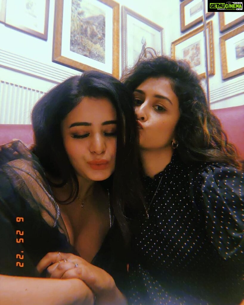 Ritabhari Chakraborty Instagram - Happy Birthday Titin Shona! You are the light of our lives. You are the Blossom to my Bubble. My first Age of Empires Partner - first best friend - first rival in Contra and Battle City. My world is not complete without you. I love you . You are my khatarnak Irade! 🫢🫣 You know why THIS song 😂😂