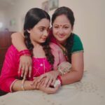 Ritu Singh Instagram - On set betiyan film Babul ka chaukhat