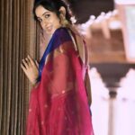 Riya Suman Instagram - Me, when entering kitchen on festival days.. 🙈😅 . Tell me your favourite Pongal/ sankranthi dish in comments. Mine is Payasam & puran poli😋😋 . Saree: @thepallushop 📸: @pariaarclicks Makeup: @keerthana_makeup_and_hair Hair: @positive4_makeovers