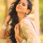 Riya Suman Instagram - Paris po keris po ena kalyanam panitu po!