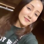 Roshmi Banik Instagram - You are the LOAF of my life! 🍞🥹🫰🏻 #roshfam . . . . . #roshmibanik #love #makeuplover #hairstyle #skin #halloween #halloween2023
