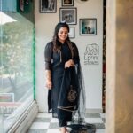 Roshna Ann Roy Instagram - Pre booking started !!! Will custom , by order, DM : @lphntstories.by.roshna 🐘 Black is always in fashion”!!! 🐘 A color that makes me look slim, makes me feel mysterious and doesn’t need a wash every time? What’s not to love! ♥️ 📸 : @sherinabrahamphotography Costume : @lphntstories.by.roshna Mua : @bridebox_makeup_studio DM … ❤️ ….. Contact : 📞7994445358 9895545566 Services Provided : stitching , designing ,hand embroidery , machine embroidery , wedding collections, kids party wears,wedding family concepts, menswear, groom concepts …etc .. #weddingdress #keralawedding #weddingtheme #lphntstories #designinspiration #weddingreception #bridaldress #weddingcouture #clothingbotique #clothing #costumebride #allindiadelivary #weddingconcept #roshnaannroy #lphntstories #costume #designer #costumedesigner #bridalcostume #weddingtrial #bride #keralabride Edappally Kochi Kerala