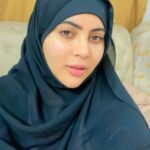Sahar Afsha Instagram - Nothing is permanent everything is temporary even your problems are temporary ❤️ Repost | Reshare | Like | Comment you Will earn rewards as sadaka-e-jariya💕 * * * * * * * * * * The Prophet Mohammed (SAW) said : “The one who guides to something good has a reward similar to doing it “. * * * * * * * #islamicreminders #ummah #allah #dua #trust #worship #lord #deen #sabr #gratitude #patience #faith #love #reels #reelsinstagram #reelsvideo #reelitfeelit #reelsviral #reelkarofeelkaro #hijab #saharafsha Bangalore, India
