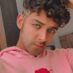 Samarth Jurel Instagram - “Rule #1: F*ck what others think.” #samarthjurel