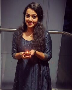 Samskruthy Shenoy Instagram - 🪔Happy Diwali 🪔

#samskruthyshenoy #samskruthy #diwali #diwali2023 #deepawali #festivaloflights #happiness