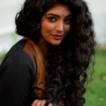 Samyukta Hornad Instagram - Hi 🌸 Desginer: @hariniramakrishna Make up and hair: @chandana_nambiyana @haavya.thom Photographer: @nirghun #Shaku