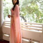 Sanchana Natarajan Instagram - 🌸 Shot by - @poo.stories Styling- @mehndi_jashnani MUAH- @salomirdiamond @raisedbrowsbybhavani Wearing- @sameenasofficial