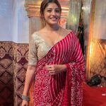 Sanchita Banerjee Instagram - My look for Ashtami evening ❤️🧿😇🤗😘 Thanks Vidya for designing this beautiful saree @vidyamourya096 #festival #durgapuja #positivity #love #smile #instagood #fun #beautiful #instadaily #ootd #cute #actorslife #sanchitabanerjee #picoftheday #mumbai #indiandresses #beauty