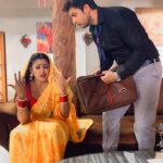 Sanchita Banerjee Instagram - Jab kismat kharab 🤢 ho to yahi hota hai 🤯 #onsetsautanbhojpurimovie #actor #actorlife #funnyreels 🎬🎥