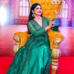 Sanchita Shetty Instagram - Every appreciation counts. Respect & love to All my fan’s for this special award Category : *PEOPLE’S CHOICE ACTRESS* Event : Studio One Golden Icon awards @studiooneincentertainments Photography : @mindfokasphotography Costume : @naziasyedofficial Makeup hair : @isanchitaa #awards #respect #love #peace #bliss #sanchita #sanchitashetty #spreadlovepositivity ❤️