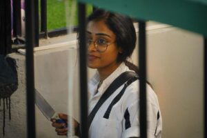 Sangeetha Sringeri Instagram - ಕುತ್ತೆ ಸಂಗೀತ ನಹೀ ಶೆರ್ನೀ ಸಂಗೀತ ಬೋಲೋ 🐯
Just call her 'Beauty Behind the Bars', who knew someone behind bars would look so fabulous!

Watch her charming self only on Big Boss streaming on @officialjiocinema and @colorskannadaofficial 

#BBK10 #SangeethaSringeri  #happybiggboss #CrushOfKarnataka #ColorsKannada #JioCinemas #biggbosskannada #Trending #Sherni