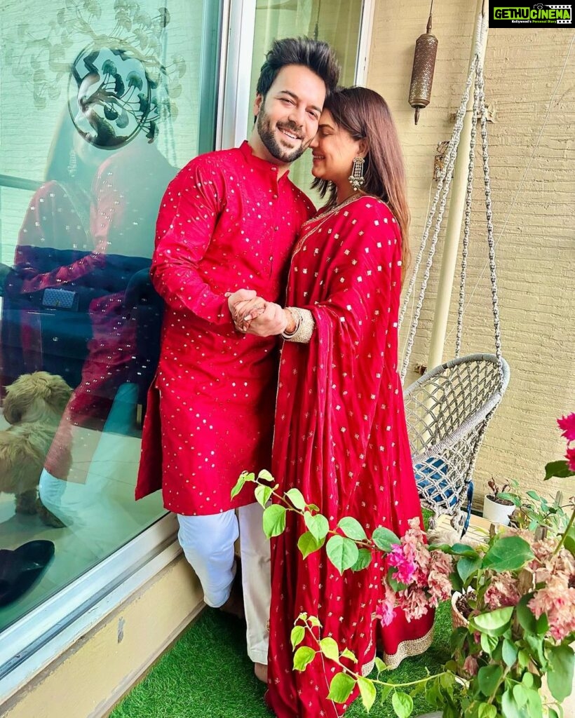 Sanjay Gagnani Instagram - Half my love & half your love this way the moon will be complete 🌙 #karwachauth #festivegreetings