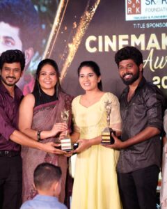 Saravana Vickram Instagram - Together we received our first award 🥹☺️
We are delighted to receive the "Cinemakaaran Award"

Finally we got recognised for our recreation reels 🤩🥰🥰🥰
This is more special to us because we feel it is the result of our Hardwork and love for our work...😌😌🤍

Many thanks to those who support and encourage us to do this kind of recreation videos😍😊💕

Thank you my dear nanba @vj_deepika_  for supporting me to do recreation videos and getting these awards as a talented fellow artist. It would not have been possible without you..👫🏻

Pc 👉 @gokul_krishnan_1010
Thank you @cinemakaaran24 for presenting this Award to us.
...

#awards