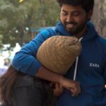Saravana Vickram Instagram - தனிமை துரத்த அலைகிறேன் நானும் மனசத் திறந்து என்னைக் காப்பாத்து...💞 @vj_deepika_ Dop 👉 @gokul_krishnan_1010 #sandakaara #love #maddy #iruthisutru #acting #reels #entertainment #boxing #saravanavickram @actormaddy @ritika_offl
