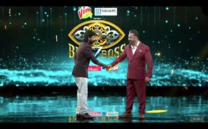 Saravana Vickram Instagram - Sharing the stage with my  inspiration @ikamalhaasan sir. 

 #TeamSaravanaVickram
#saravanavickram #kannan #PandiyanStores #Pandiyanstoreskannan
#KamalHaasan #Disneyplushotstartamil #RendulaOnnuPaakkalaam #BiggBossTamil #BBT #BBTamilSeason7 #பிக்பாஸ் #VijayTelevision #VijayTV
