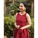 Sayali Sanjeev Instagram - ❤️ • • • Wearing @radheya_collection • #simple #smile #love Mumbai, Maharashtra