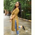 Sayali Sanjeev Instagram - 💫 • • • Wearing @radheya_collection • • #goodevening Mumbai, Maharashtra