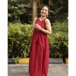 Sayali Sanjeev Instagram - ❤️ • • • Wearing @radheya_collection • #simple #smile #love Mumbai, Maharashtra