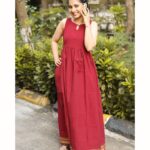 Sayali Sanjeev Instagram - ❤️ • • • Wearing @radheya_collection • #simple #smile #love Mumbai, Maharashtra