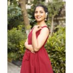 Sayali Sanjeev Instagram - ❤️ • • • Wearing @radheya_collection • #simple #smile #love Mumbai, Maharashtra