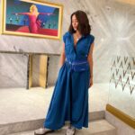 Sayani Gupta Instagram - Mood is 💙 Self styled in @stylemati with my tie & dye DMs! MUA @eshwarlog Hair @paloshell For #badminton @largeshortfilms at @mumbaifilmfestival